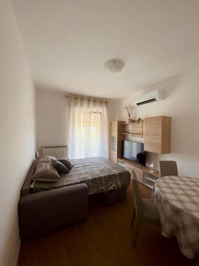 Il Dandy Appartamento Con Parcheggio Trieste Exterior photo